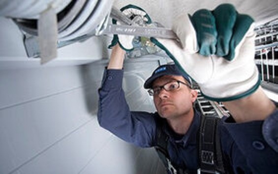 reparacion cierres y persianas metalicas Meco